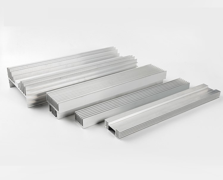 China 6063 T5 Aluminum Extruded Aluminum Heatsink Large CNC Extrusion Machining Heat Sink Aluminum Profile wholesale