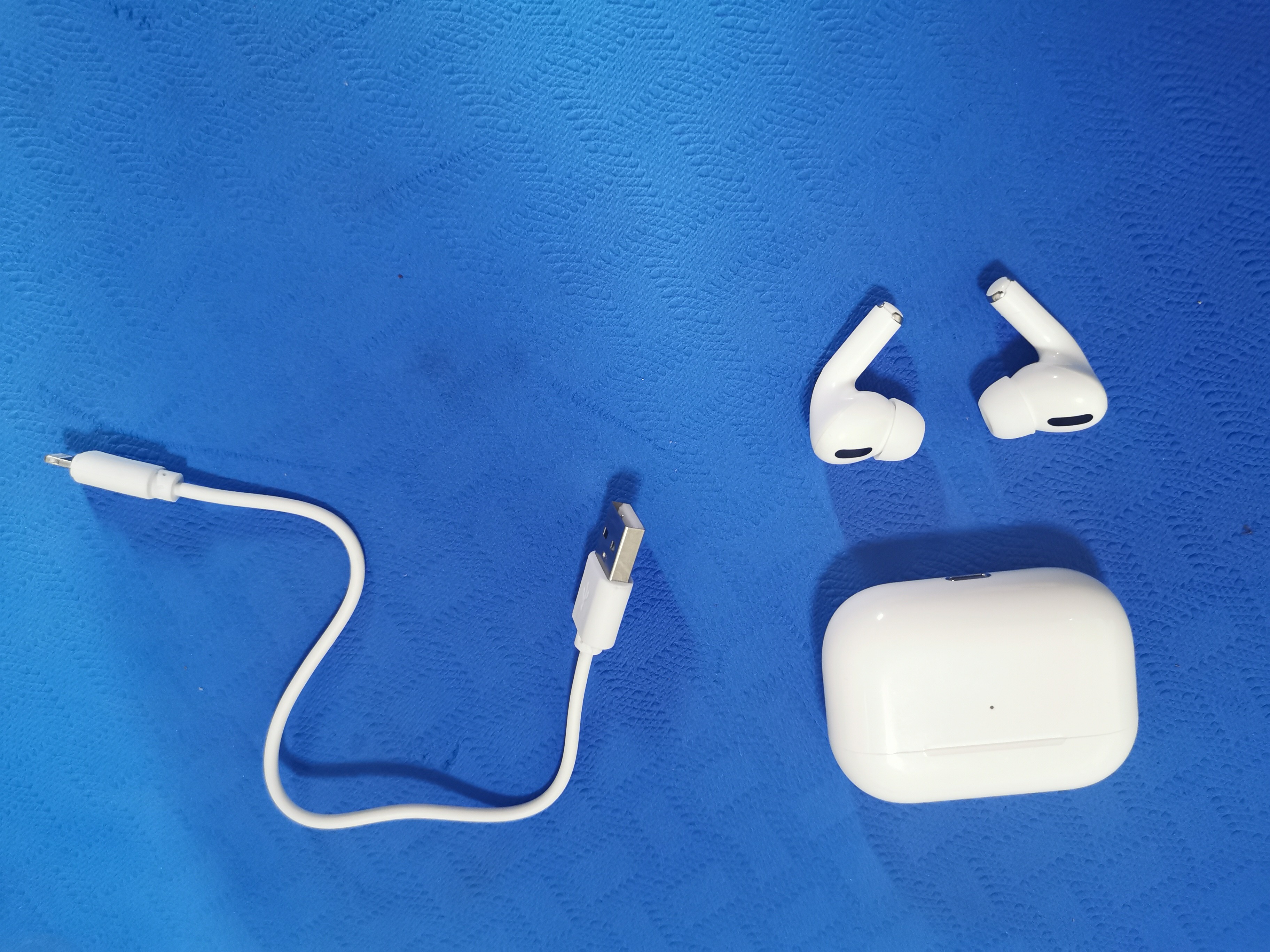 China Waterproof In Ear I7s Sports Bluetooth Earphones 350mAh Case wholesale