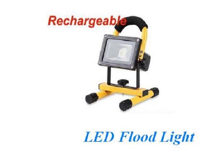 China Portable 10w Rechargeable LED Flood Light With 3000 - 6000K Color Temperature wholesale