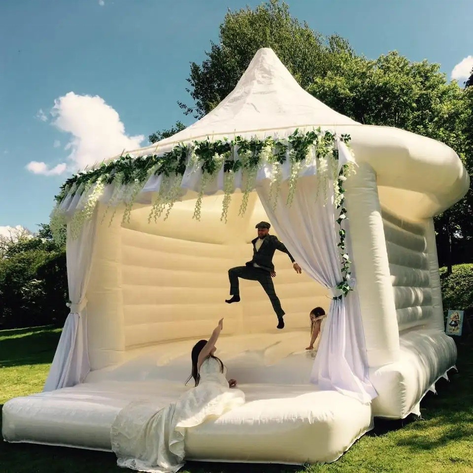 Buy cheap Commercial White Inflatable Wedding Bounce House Bouncy Castle PVC Jumping from wholesalers