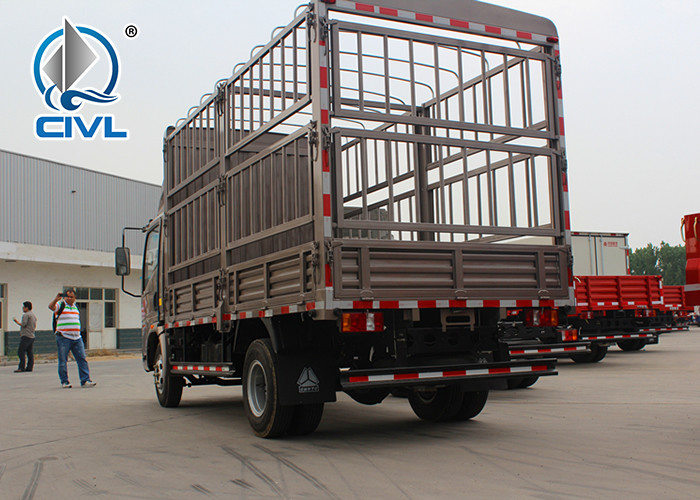Quality Sinotruk HOWO Light Duty Commercial Trucks 4*2 Light Cargo Truck for sale