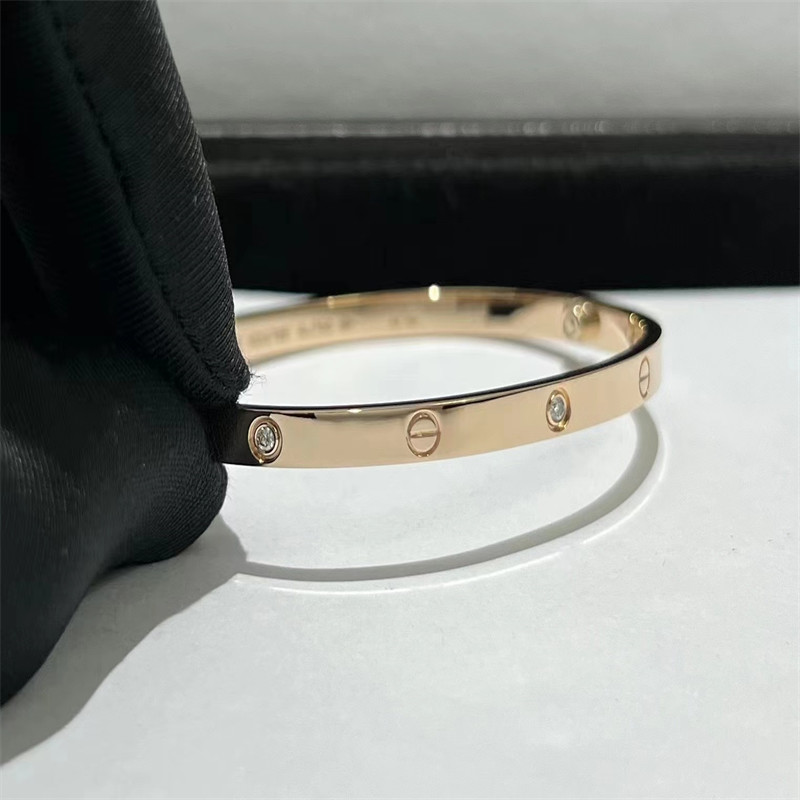 China High End Arabic Jewelry cartier Custom diamond bracelet HK Setting Jewelry wholesale