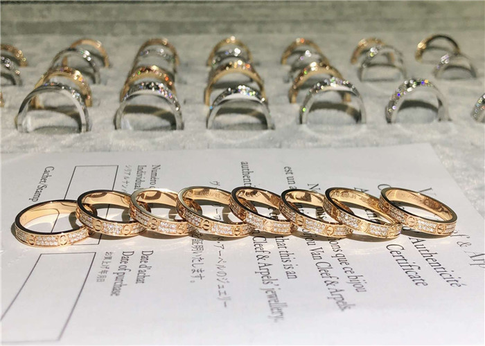 China Sophisticated 18K Gold Diamond Ring , Customized Cartier Love Wedding Ring wholesale