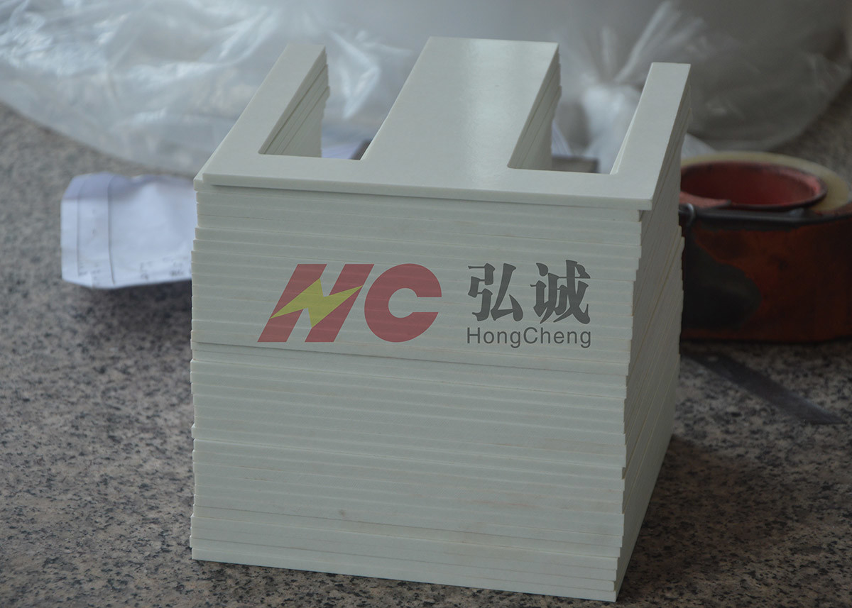 Quality White Reinforcement Sheet / White Laminate Sheets High Flexural Strength for sale