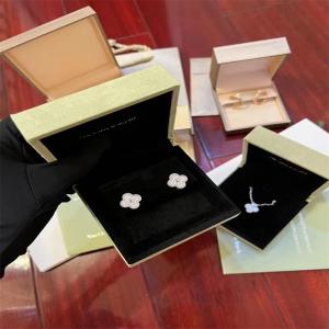 China Customized Luxury Diamond Jewelry HK Setting Jewelry Manufacturer'S Factory wholesale