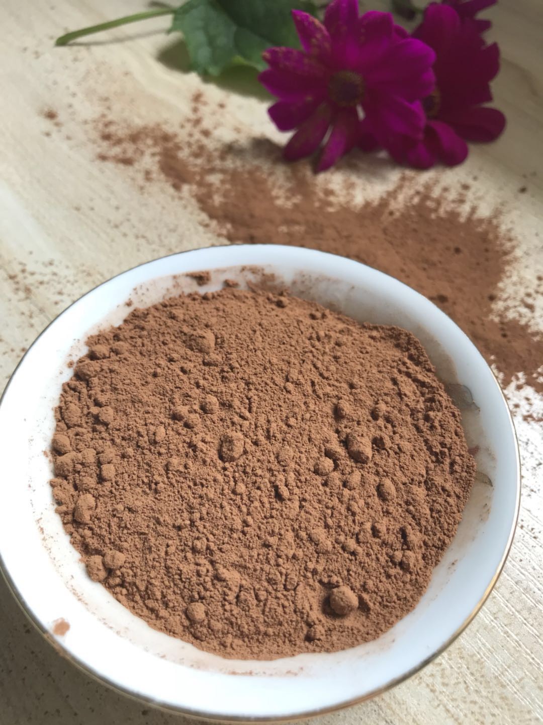 China NF02 Dark Brown Natural Low Fat Cocoa Powder 4%-8% Fat Content , 5.0-5.8 PH Value wholesale