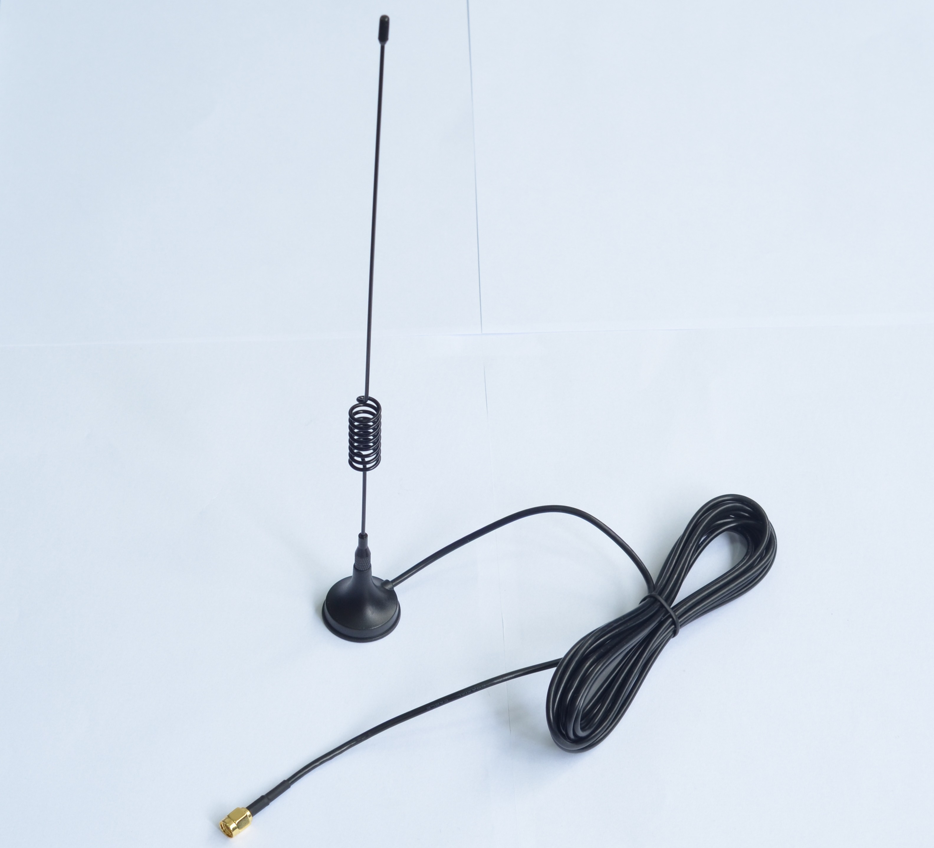 China GSM Magnetic Mount Antenna / 3G External Antenna RG 174 Cable Length 3 Meters With SMA Connector wholesale