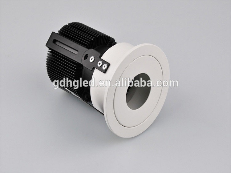 China High bright Adjustable COB LED Downlight , 240v LED Down Light Approved CE wholesale