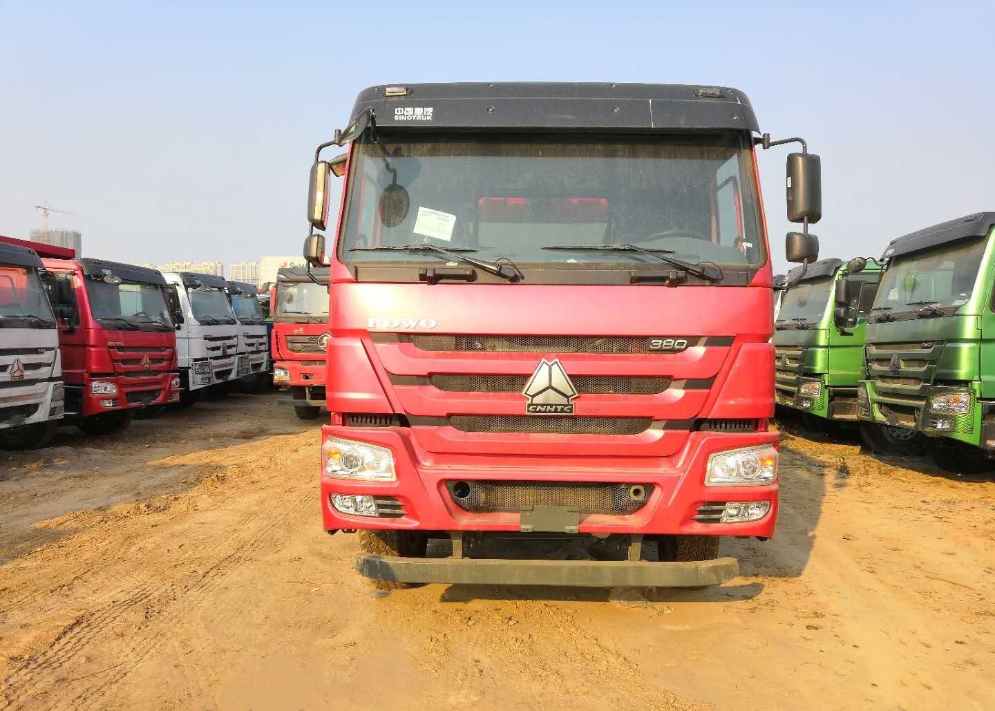 China HOWO Heavy Duty 6x4 Dump Truck Equipment with 371hp Red Color International Dump Truck on sale