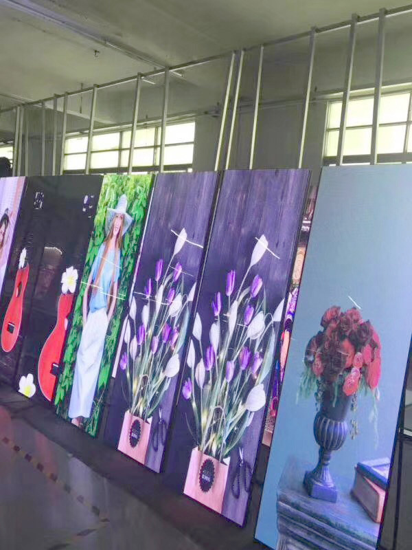 China IP30 LED Advertising Display Screen P2.5 P3 LED Poster Video Display wholesale