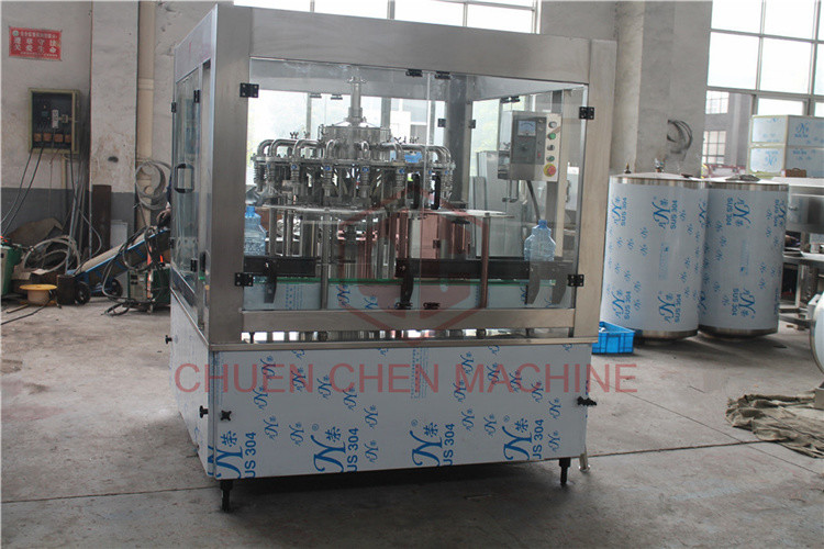 China Juice Hot PET Bottle Filling Capping Labeling Machine / Plastic Bottling Equipment wholesale