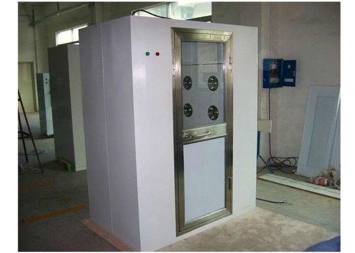 China Power Coated Steel Cleanroom Air Shower With PLC Control System wholesale