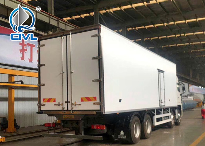 Quality New Sinotruk Howo 4x2 5 Ton Light Cargo Van Box Truck  6 wheeler 5 8 10 tons cargo truck for sale