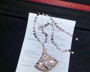 China High End Custom 18K Gold Jewelry , Luxury Bulgari Diamond Necklace wholesale