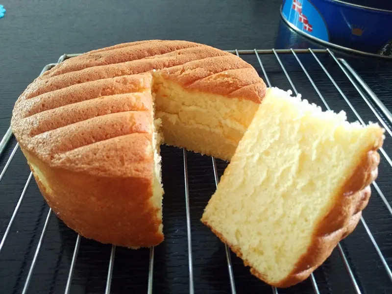 China Stability Bakery Emulsifiers Cake Improver SP Cake Oil 5kg / Barrel Yellowish Gel wholesale