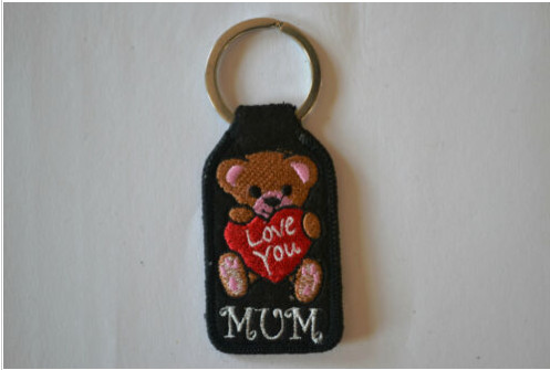 China LOVE YOU MUM embroidered key chain 130x30mm Twill Polyester Cotton wholesale