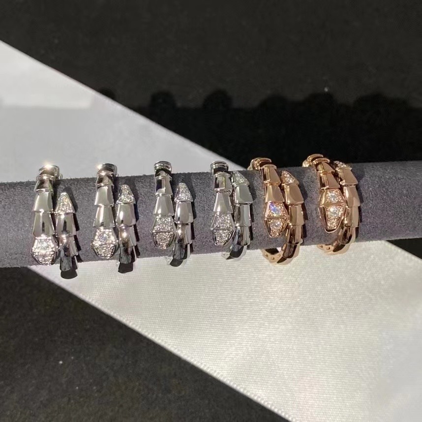 China customized 18k Diamonds And Gold Ring Wedding Gold jewelry wholesale