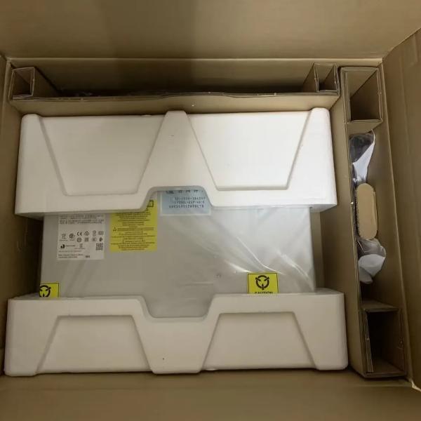 Cisco Catalyst 9300 24-port Data Switch with 4 GB Flash and 190.4 Mpps Forwarding Rate