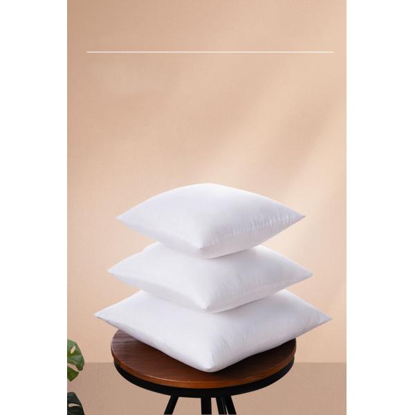 Custom Logo Accepted Floral Print Bedding Throw for Hotel Indoor Decorative Pillows