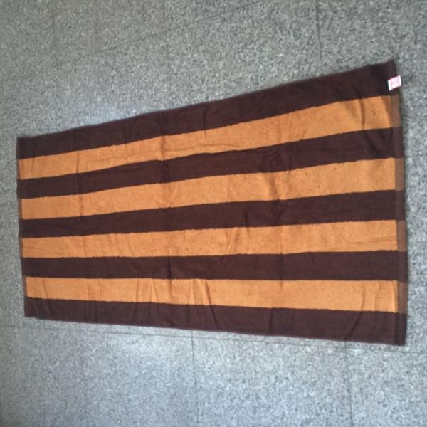 100% Cotton Terry Yarn Dyed Towel 75*150cm, 450g/pc for home or beach use, customized size & design acceptable