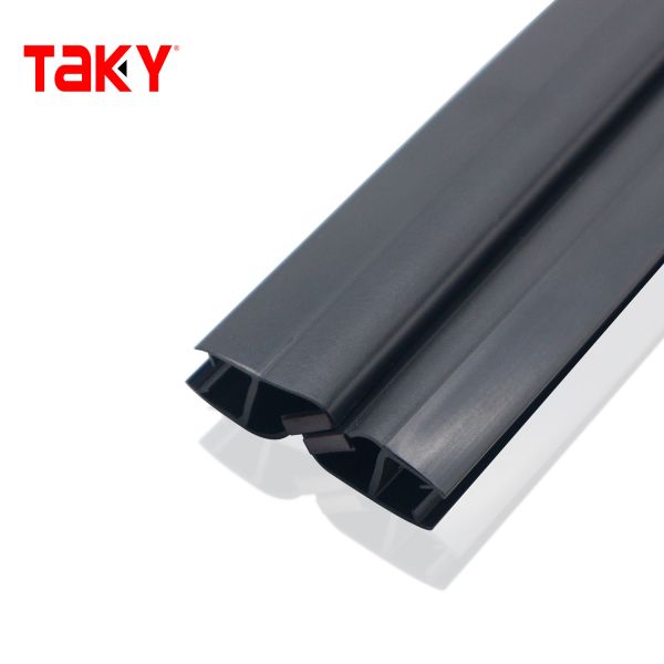 Factory Custom Black Sliding PVC Glass Seal Strip Waterproof Sealing Strip