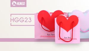 China Sweet Heart Patterned Gift Bags Recyclable Fancy Simple Printed Pantone on sale