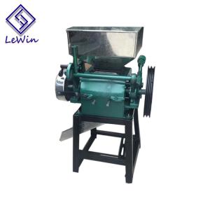 China Customizable Peanut Crusher Machine , Nut Grinder Machine Simple Structure wholesale