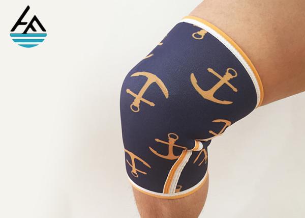 Quality Sports Black Neoprene Knee Sleeve , Neoprene Sleeve Under Knee Brace for sale