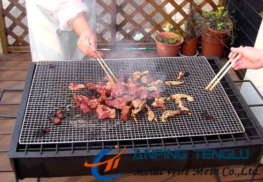 10mm, 12.7mm, 20mm Opening Crimped Wire Mesh for Producing Barbecue Grill