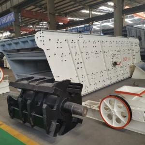 China Heavy Duty Silica Sand Vibrating Screen Machine Vibratory Screen Separator on sale