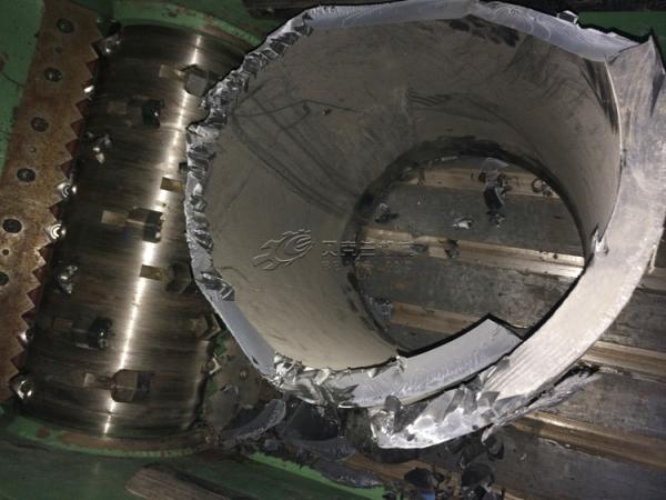 Quality Waste Large SS 800 HDPE Plastic Shredder Machine Bottle SKD11 for sale