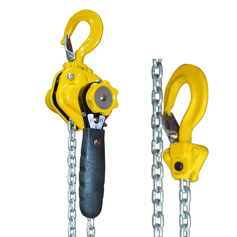 Light and Small Lever Hoist with End Supporting Hook Tongue Structure for Safe and Convenient Lifting in Narrow or High Places