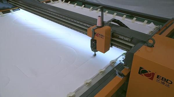 Quality High Rigidity Computerized Single Needle Quilting Machine With Break Detector for sale