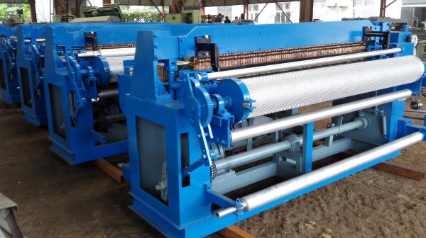 Quality Chicken Mesh Making Machine , Electric Fencing Wire Making Machine In Roll for sale