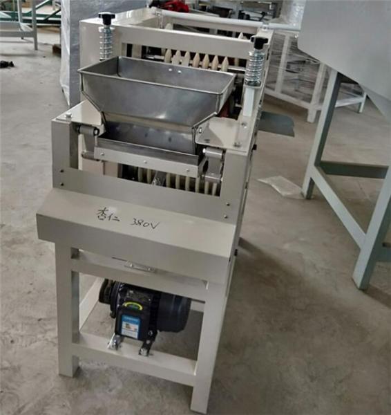 Quality almond peeling machine, almond peeler, peanut peeling machine for sale