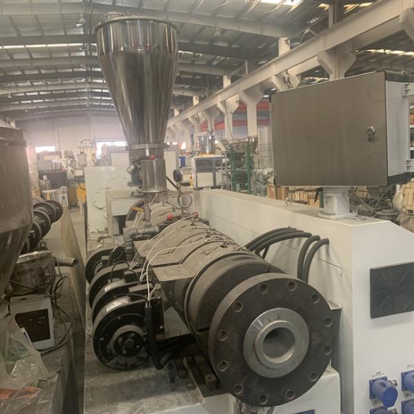 250kg/H Voltage Customized Granules Pvc Pelletizing Line Conical Twin Screw