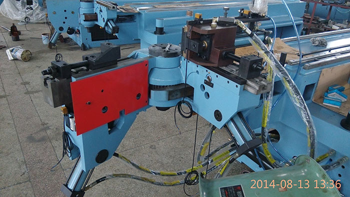 China Double Heads Pipe End Chamfering Machine Automatic Chamfering Machine wholesale