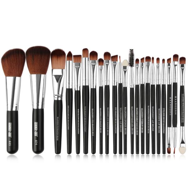 High quality Wood Handle Makeup Brushes Fan Brush best make up brush