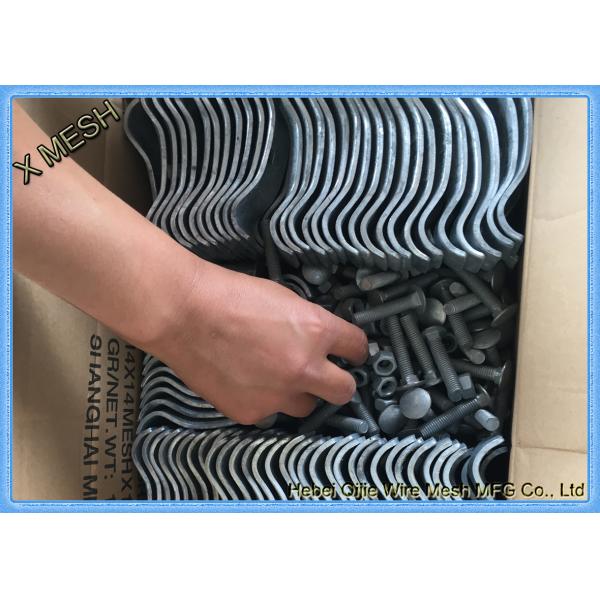Anti Corrosion Temporary Mesh Fencing Hot Galvanized Clamps 30 X 110mm Dimension