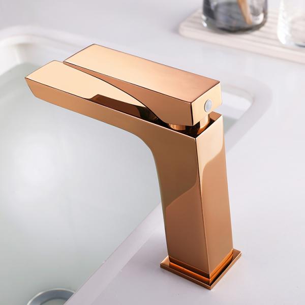 Villa Apartment Single Handle Bathroom Faucet Single Hole In Gold Water Saving