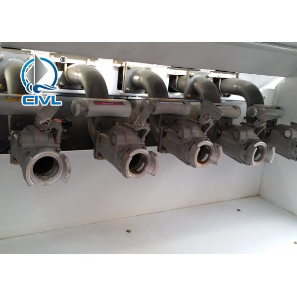 China Sinotruk Howo STR Axle 6x6 Off Road 371hp Oil Tanker Truck / Fuel Tank Truck