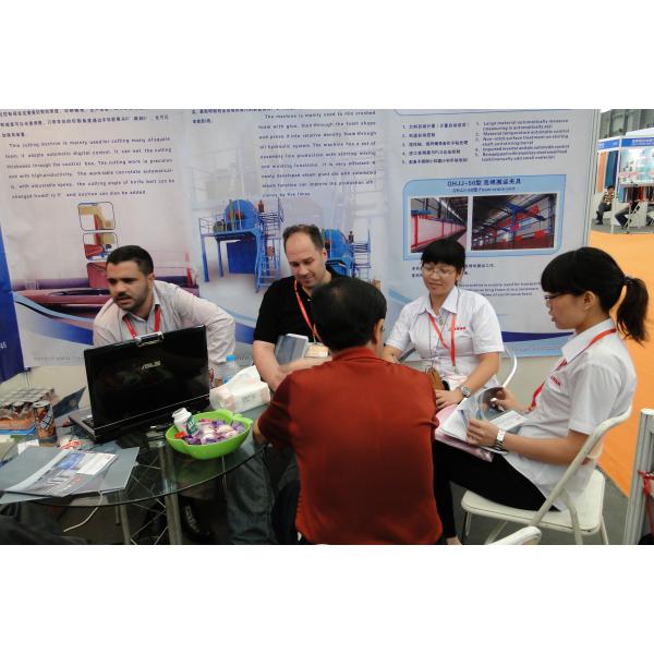 Vertical Same Thickness Mattress Sponge Foam Cutting Machine Adjustable Height