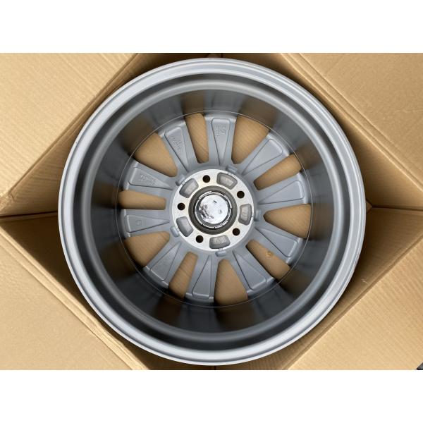 Silver 8.5J Rims For Toyota , 110 Hole 5x150 20 Inch Wheels