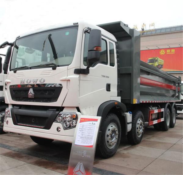 Sinotruk Howo Heavy Duty Dump Truck 8x4 , 12 Wheel Dump Truck ZZ3317N386G