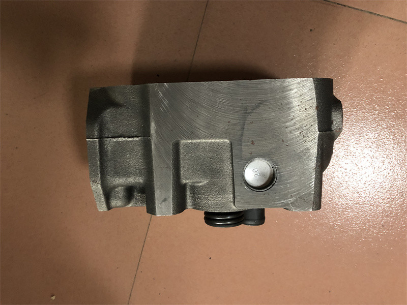 Weichai Deutz engine cylinder head assembly 15040081 CABEÇOTE DEUTZ