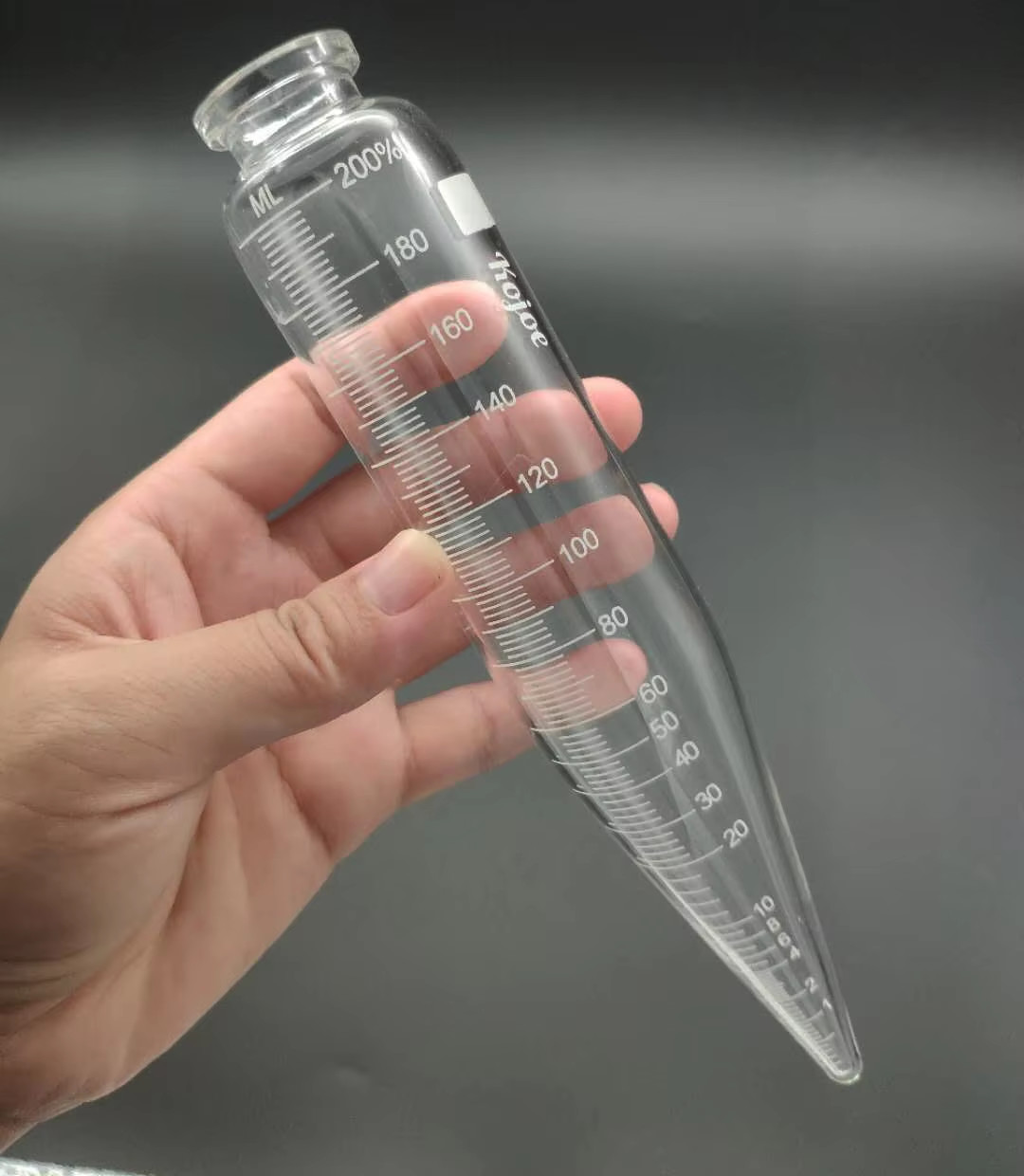 China Double-Reinforced Borosilicate Glass Conical Centrifuge Tubes for Lab Research in 100/200 mL Capacity wholesale