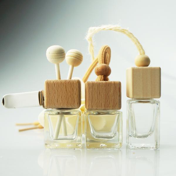 Empty Glass Perfume Bottles Cosmetic Packaging Applied With Wooden Cap