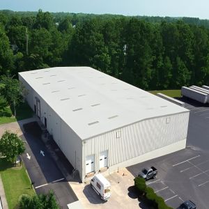 China Earthquake Resistant Light Frame Steel Construction , Commercial Prefabricated Metal Buildings wholesale