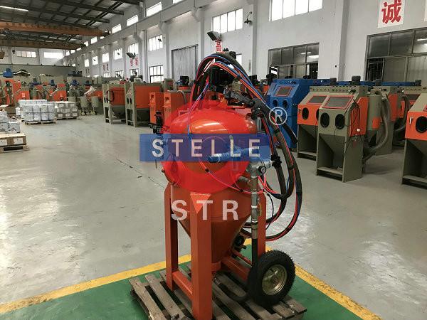 Quality Fleet Vehicles Air Blast Mobile Sandblasting Machine Wet Blasting Dust Free for sale