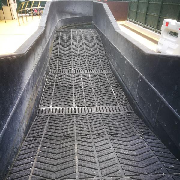 1000*500*25mm Or Customized Rubber Anti-Slip Mat Embedded With 5 Mm/4mm Steel Plate